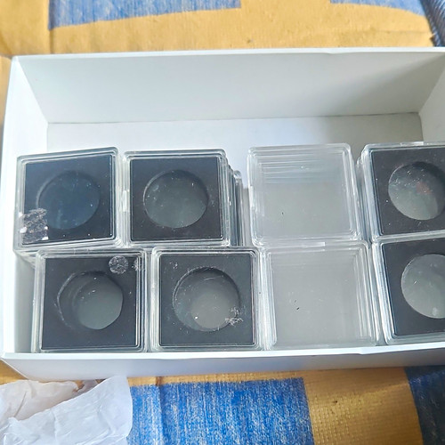 Plastic coin holders - plastic, holders/capsules